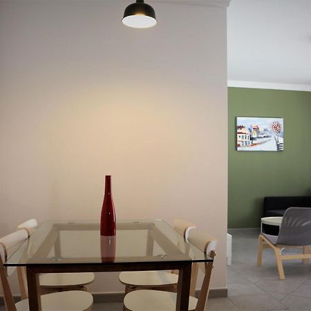 Lovely Apartment In Carvoeiro By The Beach Exterior foto