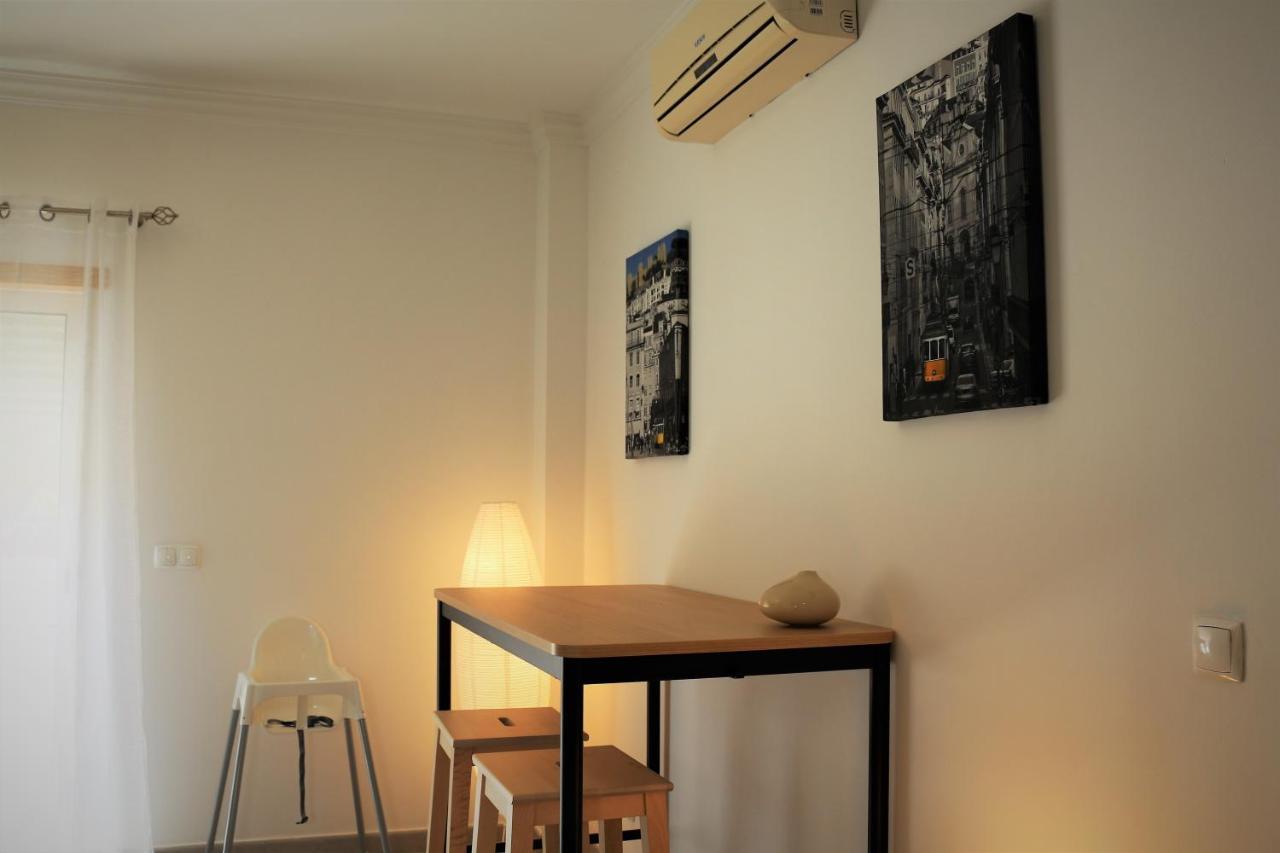 Lovely Apartment In Carvoeiro By The Beach Exterior foto