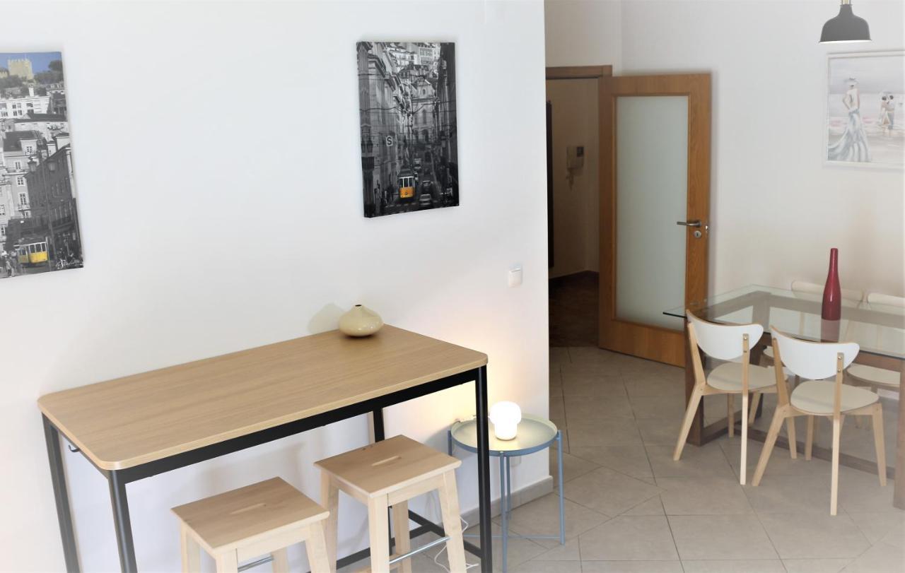 Lovely Apartment In Carvoeiro By The Beach Exterior foto